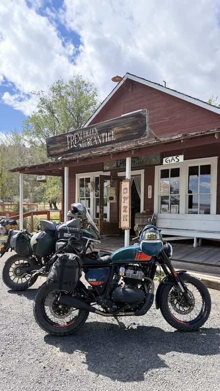 The Bear 650 in front of the Frenchglen Mercantile